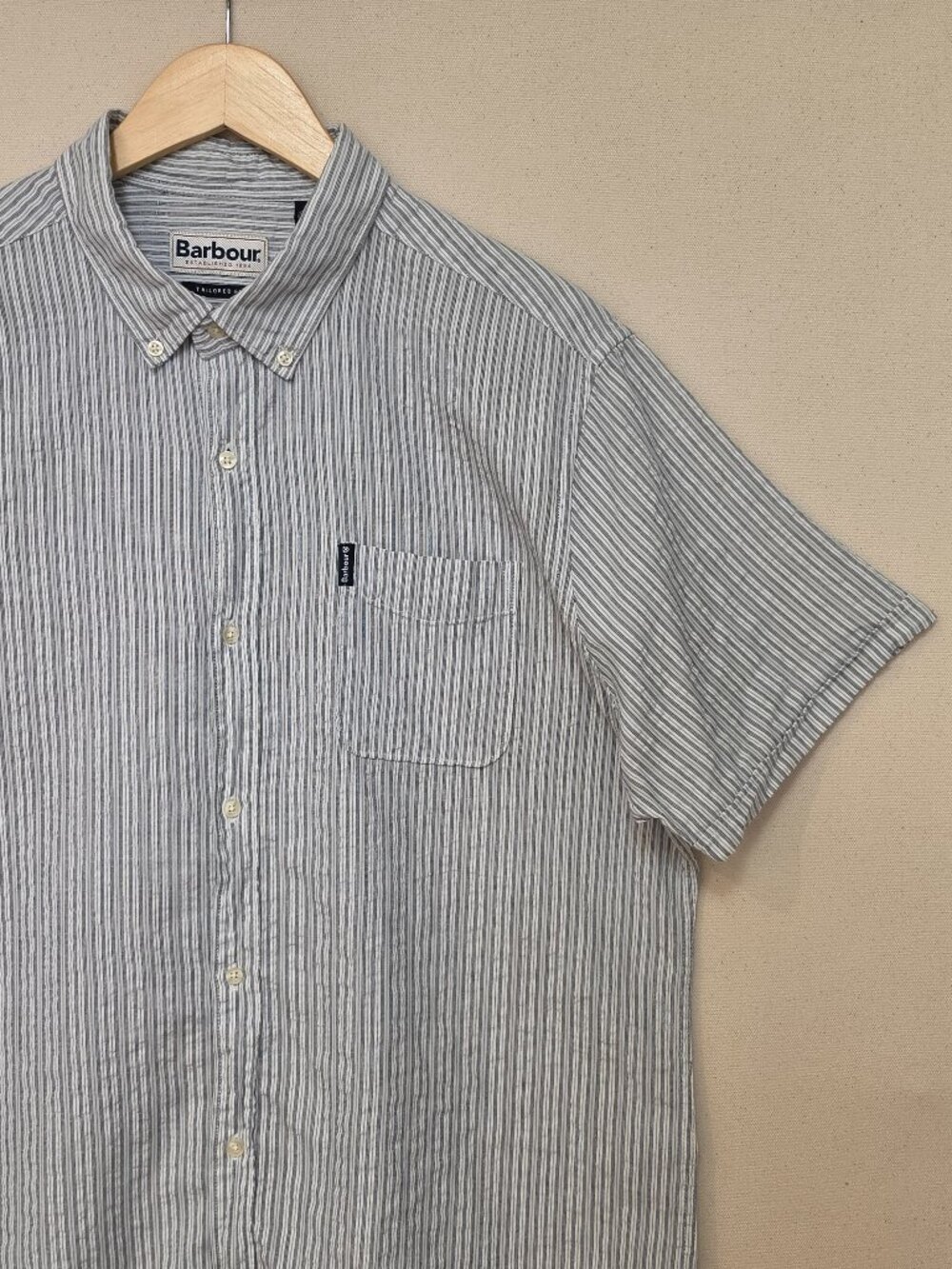 Barbour Short Sleeve Seersucker Tailored Fit Button Down L